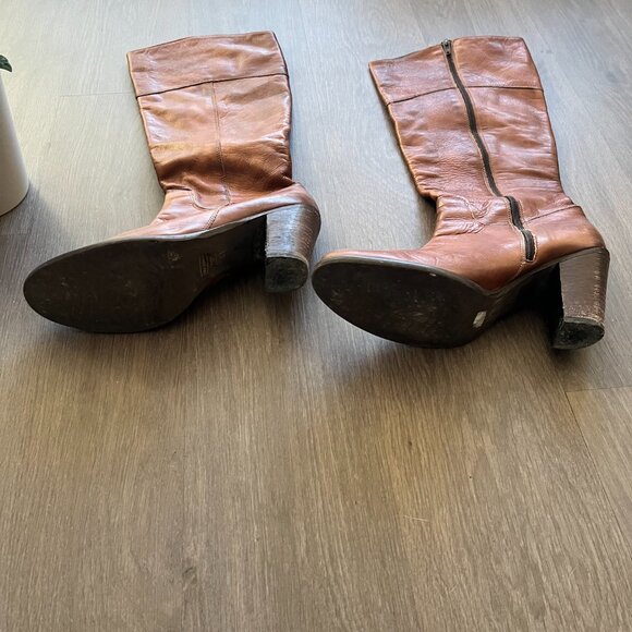 Giani Bernini Camel Leather Heeled Boots - Picture 3 of 10